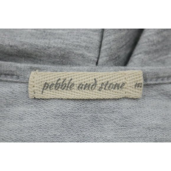 Pebble and Stone Ladies Gray Sleeveless Top Sz M - Picture 3 of 3